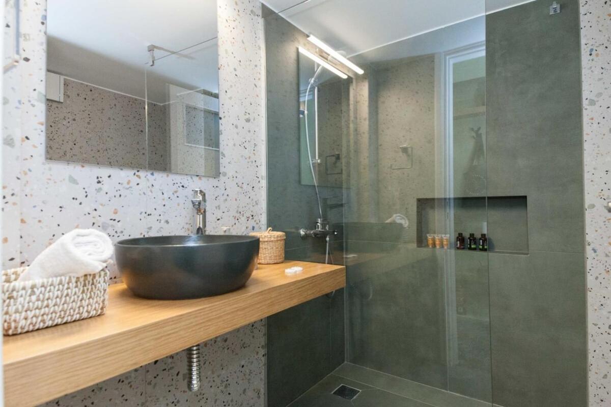 Pagrati Urban Oasis Getaway 2Bd Apt With Balcony Athens Exterior photo